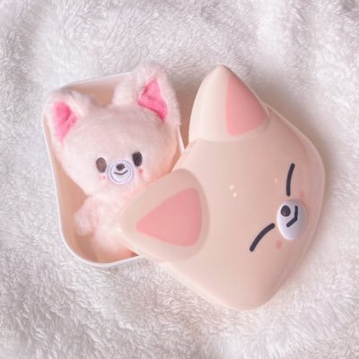 やん