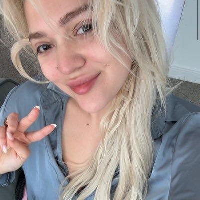 katemichelle301's profile picture. 