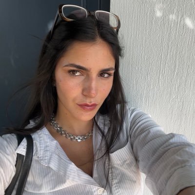 joannadiegos2's profile picture. Entre Paréntesis