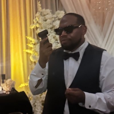 camerononeal_'s profile picture. Digital Media Strategist. Dance Fit Captain. I have a lot of thoughts about pop culture. AL➡️TN➡️GA