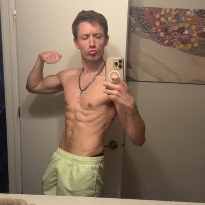 mitchellll66's profile picture. 😇