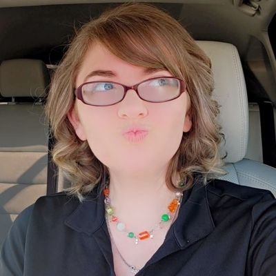 lyricalbananna's profile picture. ⋆.˚ sweating out potential
⋆.˚ tweeting about Waterparks
⋆.˚ TTTCO CEO
⋆.˚ priv: @musicalbananna 
⋆.˚ 🎧: 👾🌃