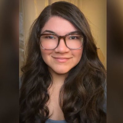 Elaine__bello's profile picture. Autora del libro: Un Nuevo Comienzo y colaboradora de la aplicación YouVersion en español.