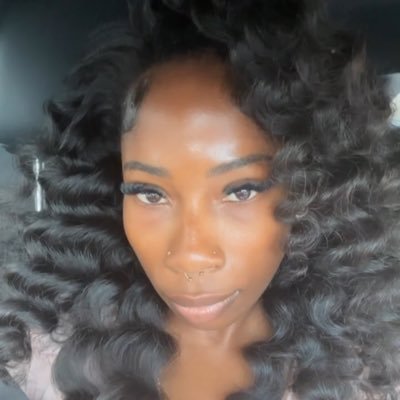 kemislifee's profile picture. hey friends I’m back & yes it’s really me :)