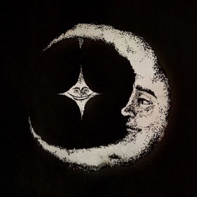 fifiwhatwasthat's profile picture. hello there
