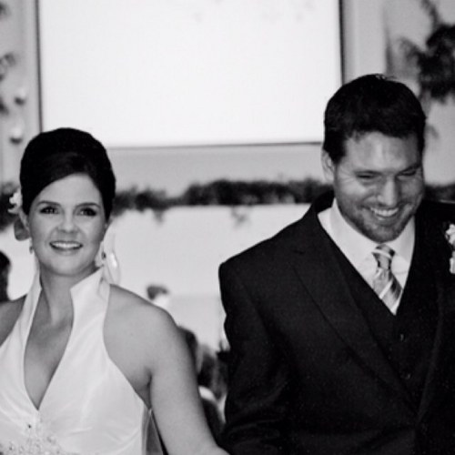 eshouse's profile picture. I am a musician, songwriter and the frontman of the band, Closer By One.