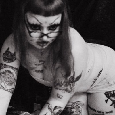 saviorsfeastxxx's profile picture. 22 pin cushion plaything & split tongued succubus