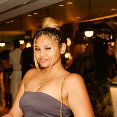 stephhh_j's profile picture. Guyanese 🇬🇾. Ig: Stephhh.j🦋