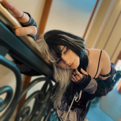 st3lla5tars's profile picture. it’s on the mouse! 🐁🪤| 🥨🧡|👻✨|🌿✨|🩹🍰 ace/lesbian/transfem
