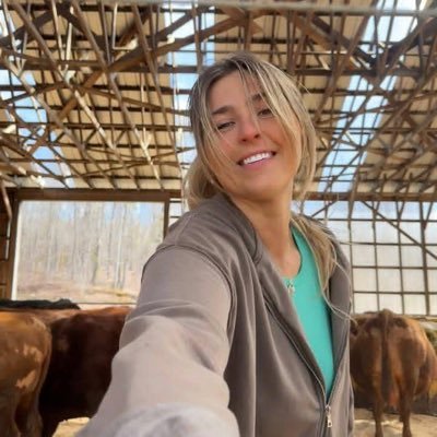 CrosbyAndr4's profile picture. Maine🌲3rd Gen farmer @peterson Hill farms PO Box 205 Brooks, Maine❤️