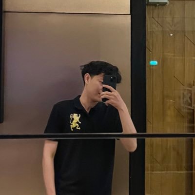 xrstrtaa's profile picture. 