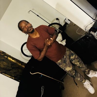 MrMakeeYuSquirt's profile picture. I will make yu squirt 🤷‍♂️💦 All about business