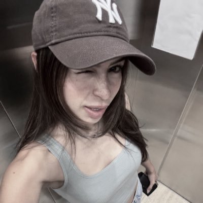 judevinga's profile picture. chronic football & f1 enjoyer