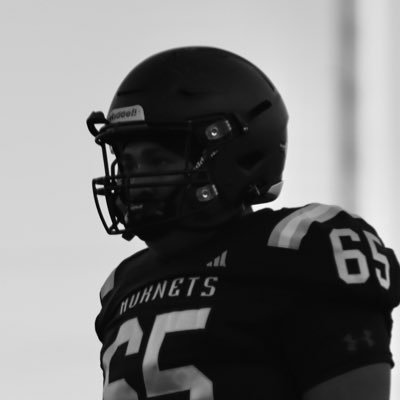 Yosqart's profile picture. NKCHS/OL/DL/6FT•270LB/2027