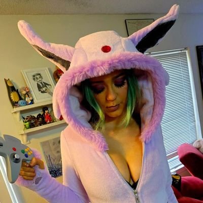 bi8ro8's profile picture. 