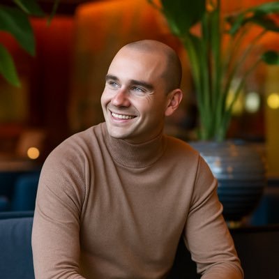 Qusllamaggie's profile picture. Traded $3K into $100M. Featured in the upcoming Market Wizards book. Live streamed my journey https://t.co/K3YovWUB88 qullamaggie Nowadays mostly lurking.