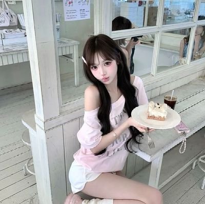 iceyclitress's profile picture. moved to @d0llicrotica