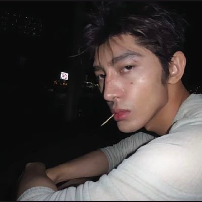 uyfoo15332137's profile picture. 