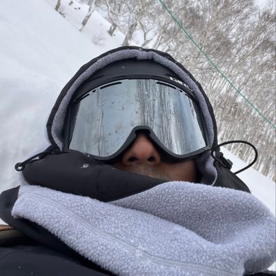 plpfxr's profile picture. ops