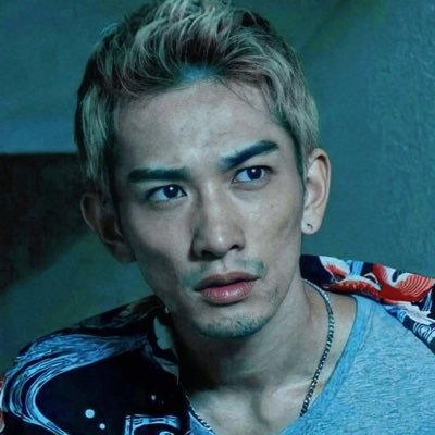 RisesLikeFlames Profile Picture