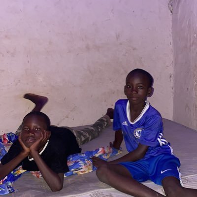 Drammehyus50782's profile picture. fighting for my little brothers • Lost both Mom & Dad, life's been a struggle. Some days we go hungry, days without food😭😭