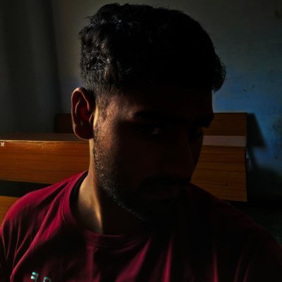 arjunheregeek's profile picture. AI Intern  | 21 | AIML'26 |  Voice Agents |  RAG . 
Building : https://t.co/VJ1CgOUDxg