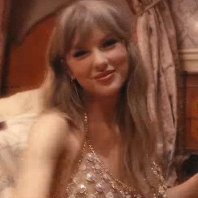 torturedjisbon's profile picture. crazy about the chairman of the tortured poets department, caskett, jisbon, chenford - the eras tour 2/8