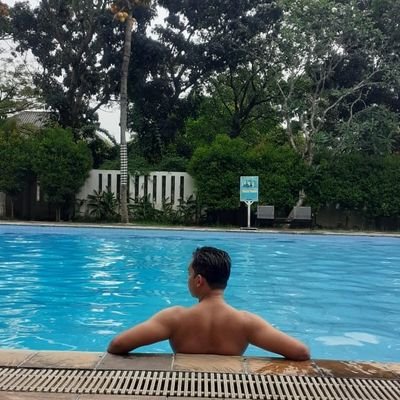 IndraFauz14's profile picture. 177/68 || Swimmer Enthusiast 🏊‍♂️🏊‍♂️ || your Personal Companion || Your private Tour Guide || Telegram: Iqbalindra14 || no Gay 🚫 || https://t.co/PfCe1WQ0Nh