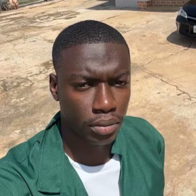 sinjendaniel's profile picture. 