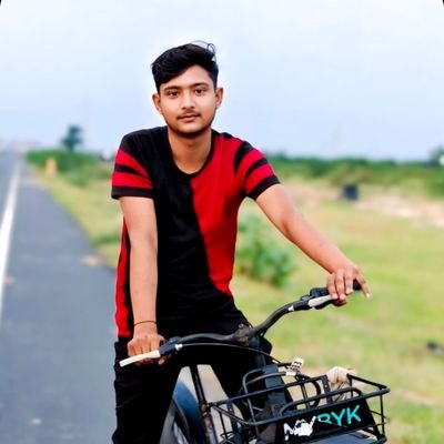 Ganesh819244's profile picture. 