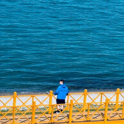 robertyuanquan's profile picture. 音乐制作人，编曲混音母带。聊音乐、电影和阅读思考。偶尔发发牢骚还请各位老师见谅。