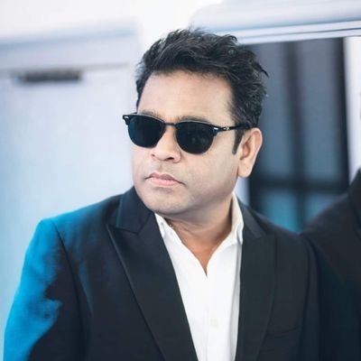 Karthik_offffl's profile picture. 