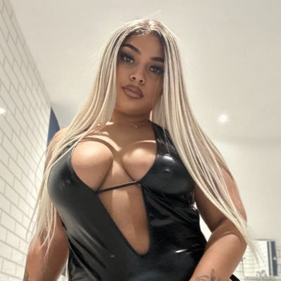_DivineBella's profile picture. Luxury Findom Brat & Cuck Mindfuck, you already came this far, becoming my BNWO slave is inevitable | A$$ Queen bk up @GoddessBDR2|£25 Initial Tribute 1ST