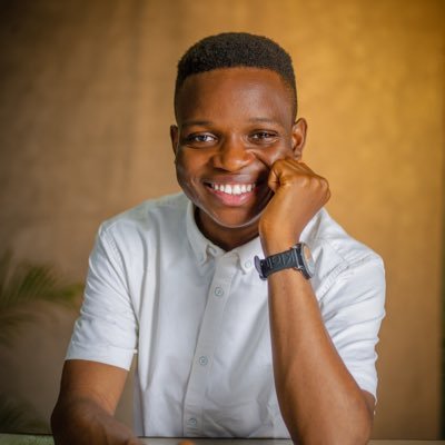 FTOluwalana's profile picture. Corporate Headshot x Documentary               The Global Photographer 🌎 📸