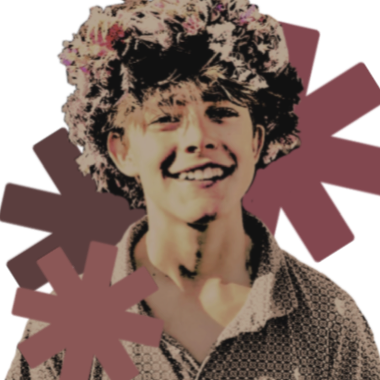 floweredmiddle's profile picture. 