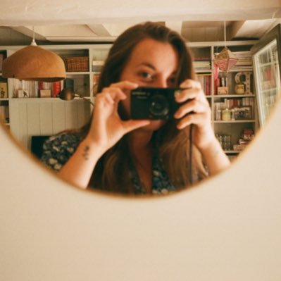 kloesansH's profile picture. ✍🏻🌳🐱