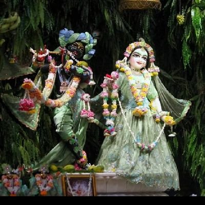 ananyasingh0404's profile picture. श्री कृष्ण in heart..Peace in soul ❤💫