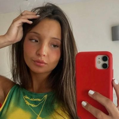 Jesstwittet's profile picture. 🌿 Mixed race | Nature lover 🌏 I find peace in #birdwatching #hiking and discovering new destinations.