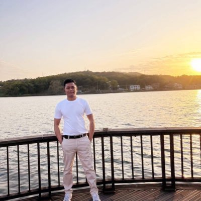 aung51909's profile picture. 