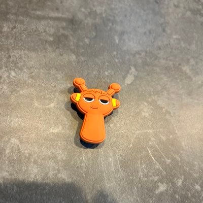 2Q2T4KcErdvPn1z's profile picture. 