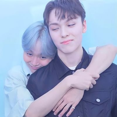 kjjijunhuip's profile picture. seize the day, boys. make your lives extraordinary. 💎 | 🌱