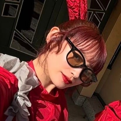kyameungeum_'s profile picture. 어떠한 39세의 미녀 닼떤여자... 얘기 24시간 함