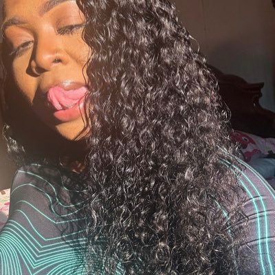 Alice_flora83's profile picture. 