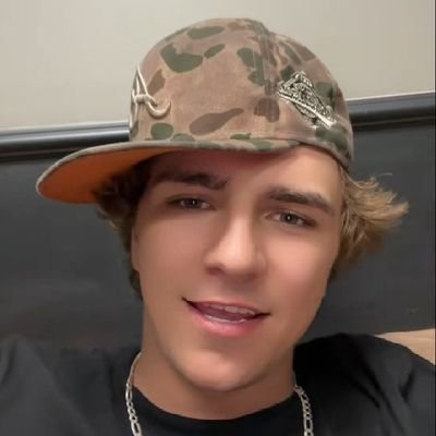 Jacks0n_smith's profile picture. I'm here to make and watch some fun videos.
I'm not here for scammers.