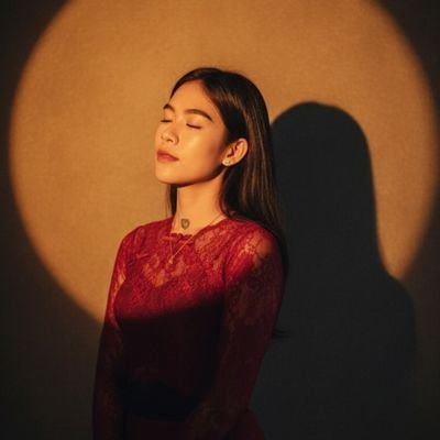 MoeMoe545040093's profile picture. ကိုယ့်ထမင်းကိုစားပြီးအာမချောင်ပါနဲ့😏😏