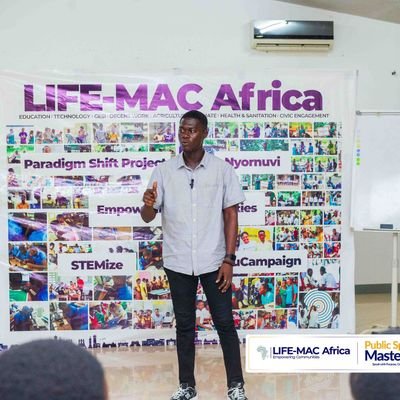 SPlowo's profile picture. Kingdom Ambassador| Ms Excel Trainer | Perfume Lover | Movies & Theatre |