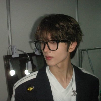 jieslovr's profile picture. 