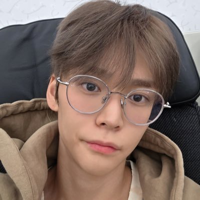 whyrano1123's profile picture. 지옥 갈 때 필요