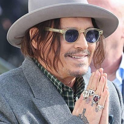 JDepp10518's profile picture. 