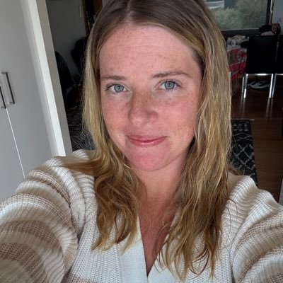 Reallifewithhan's profile picture. The modern world goes against our biology as humans. I want to fix that. ✨☀️🌙🌸🍁